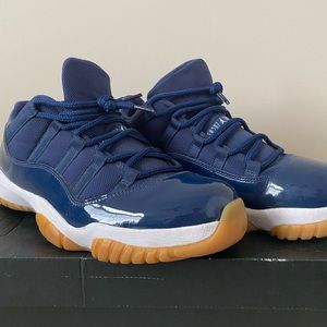 Jordan 11 Retro Low ‘Navy Gum’
